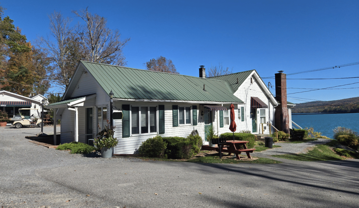 Screenshot 2025-10-29 at 12.00.57 PM