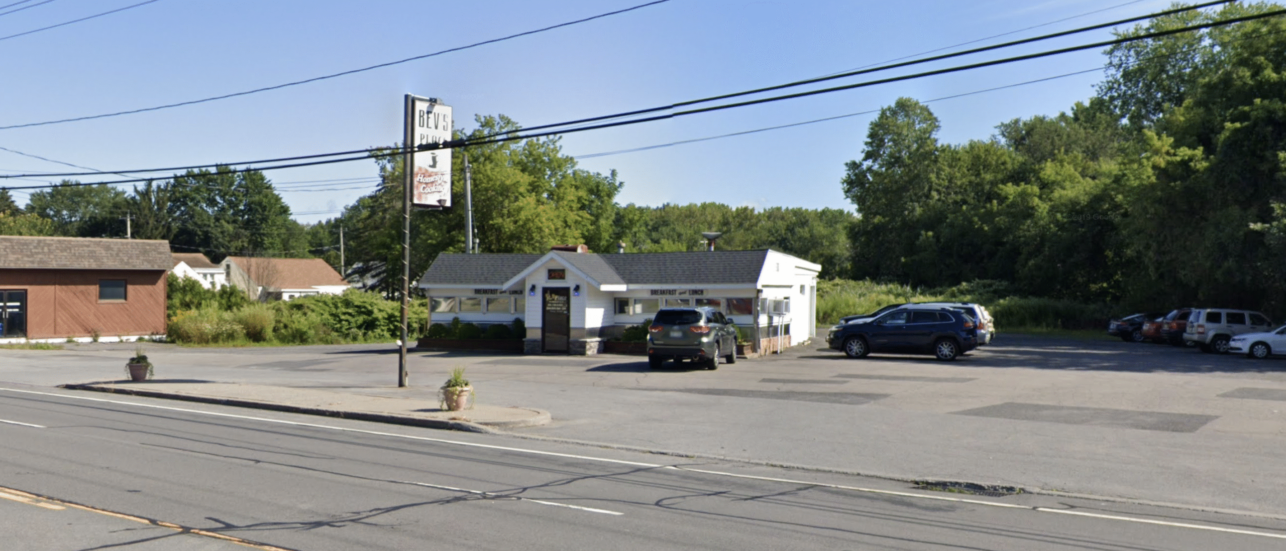 372 Oriskany Blvd, Whitesboro, New York