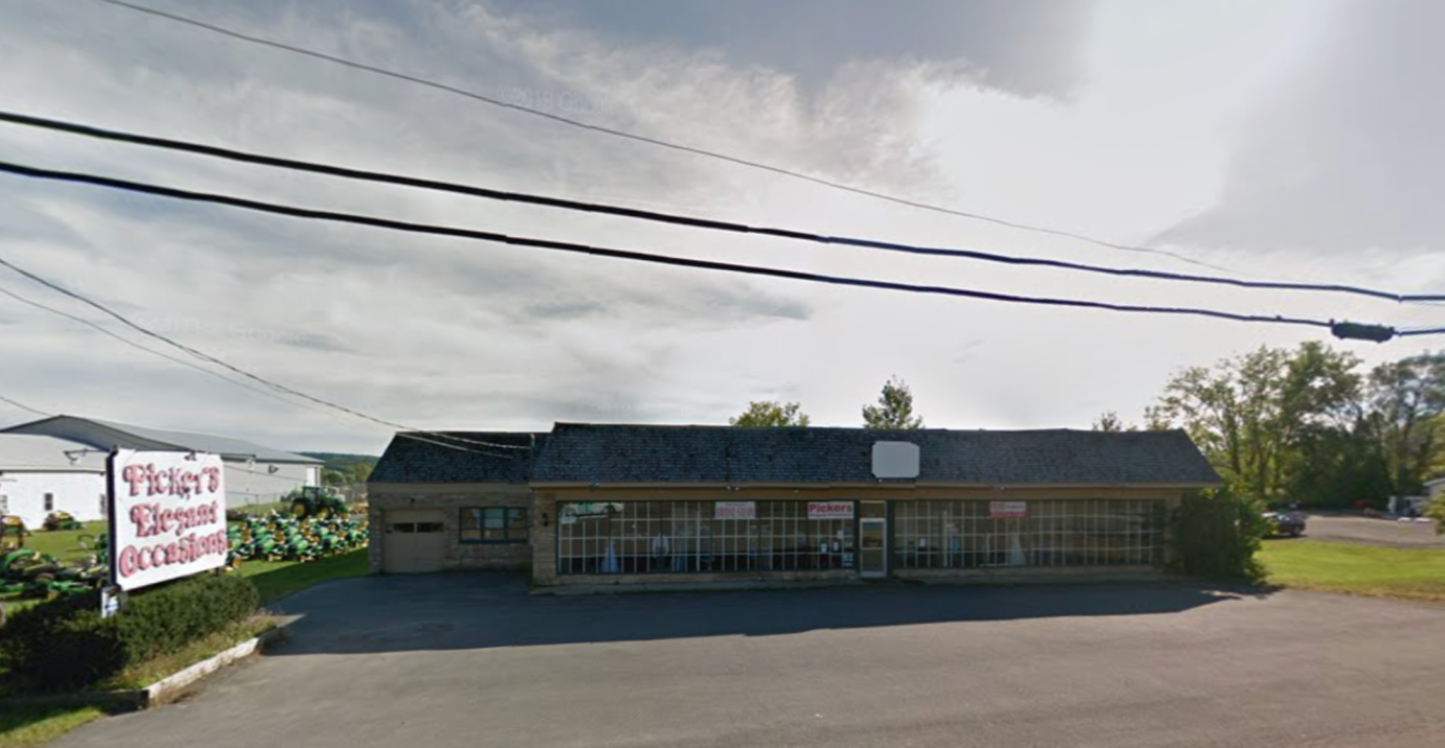 8182 Seneca Turnpike, New Hartford, New York