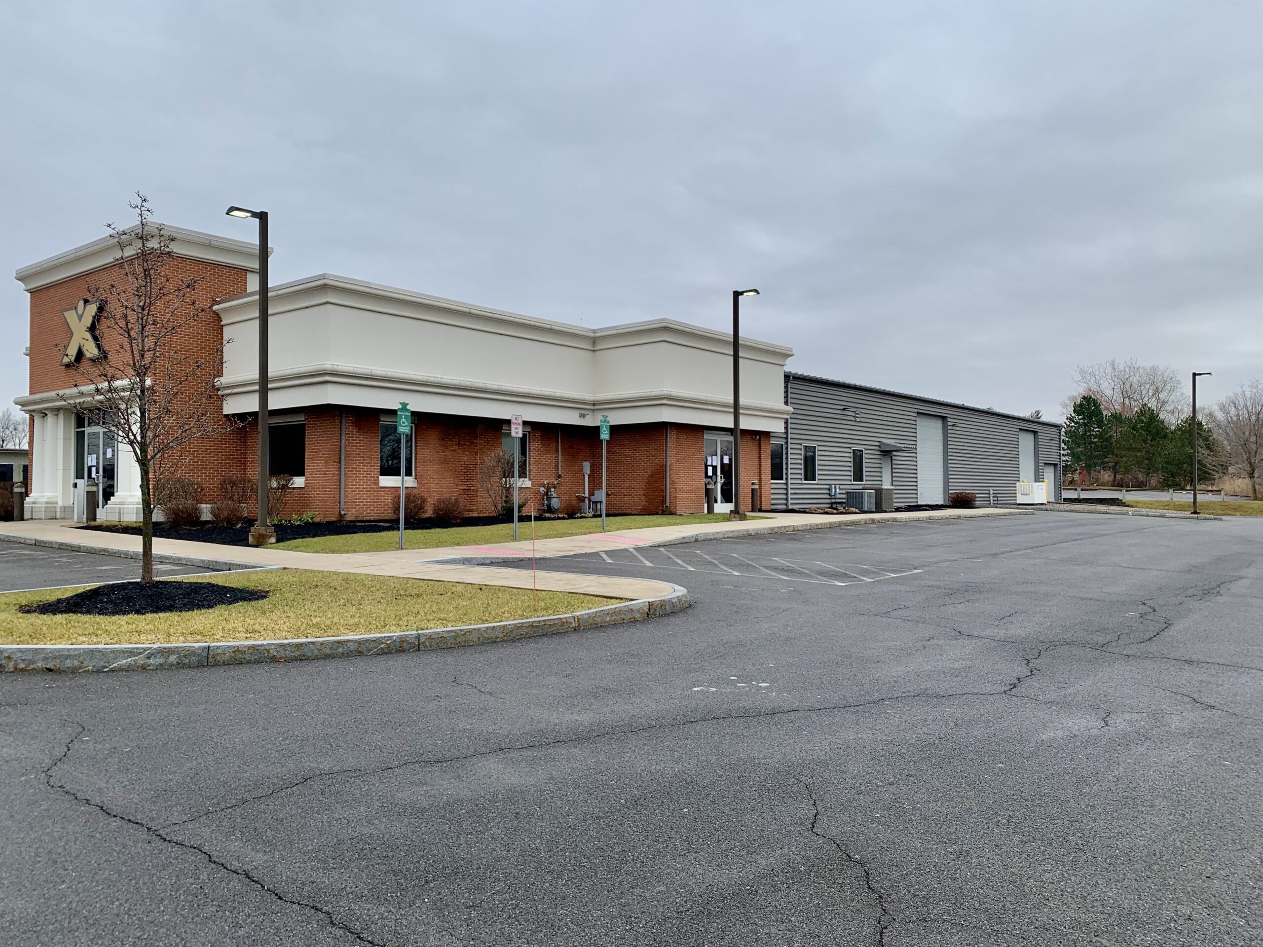 6788 Northern Boulevard, East Syracuse, New York