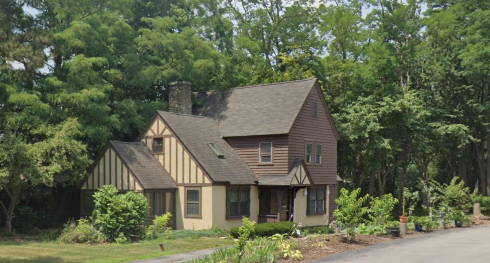 519 East Genesee Street, Fayetteville, New York
